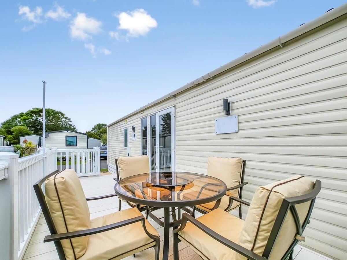 فيلا Escape To Paradise At Pevensey Bay Holiday Park 13 Woodland Walk المظهر الخارجي الصورة