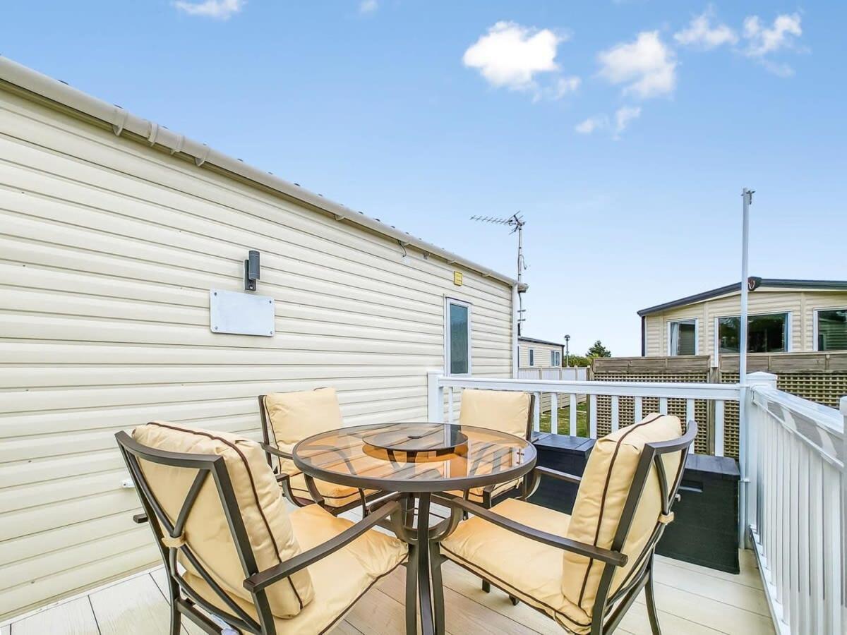 فيلا Escape To Paradise At Pevensey Bay Holiday Park 13 Woodland Walk المظهر الخارجي الصورة