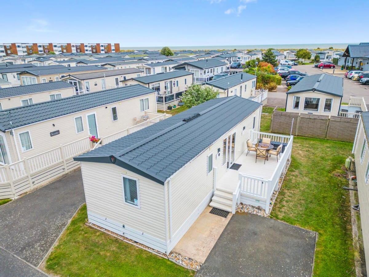 فيلا Escape To Paradise At Pevensey Bay Holiday Park 13 Woodland Walk المظهر الخارجي الصورة