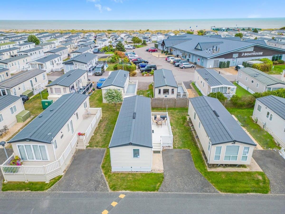 فيلا Escape To Paradise At Pevensey Bay Holiday Park 13 Woodland Walk المظهر الخارجي الصورة